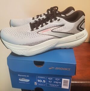 NWT Brooks Glycerin 21